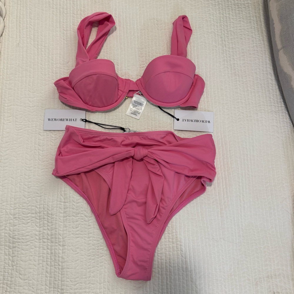 NWT We Wore What Claudia bikini pink